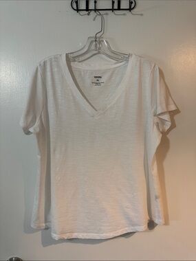 Sonoma White V-Neck Short Sleeve Tee